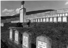 Memorial to Jews massacred at Sarmas in 1944